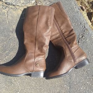 Tall boots, Wide Calf size 6